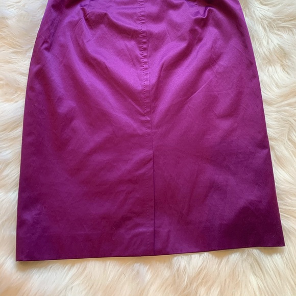 Hugo Boss pencil skirt - Picture 4 of 10